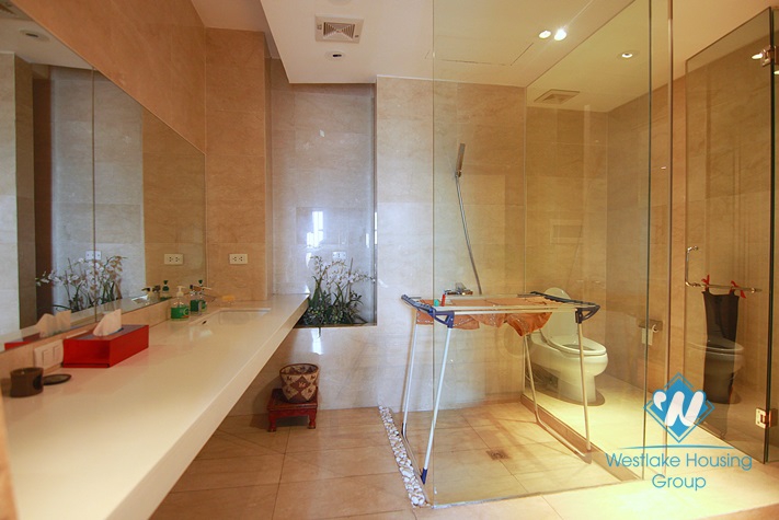 Duplex apartment for rent in Ciputra Tower, Tay Ho district 